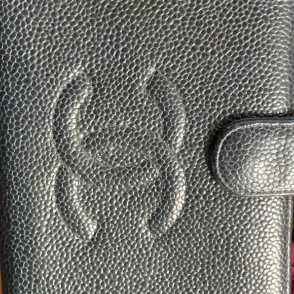 CHANEL Accessories - Beautiful Chanel Kiss Lock Caviar Leather $3000 Use Lux Wallet Snap Loose